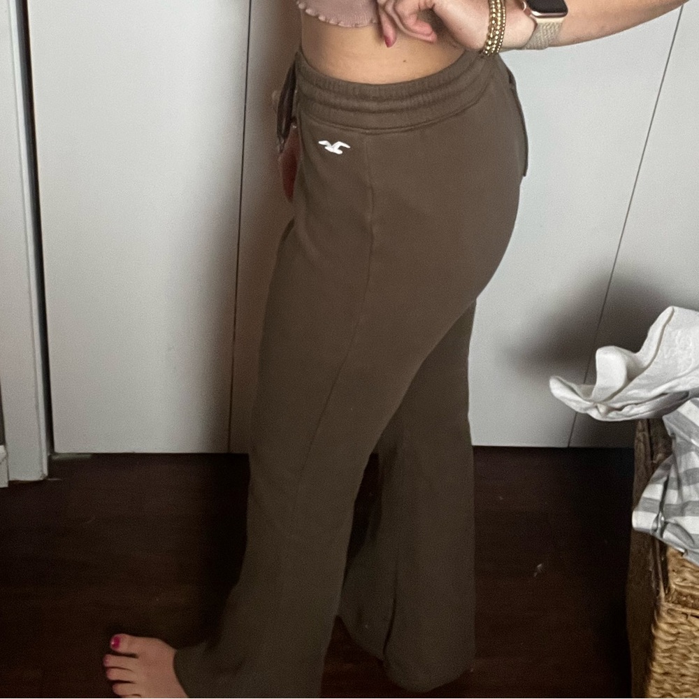 Hollister Women's brown Flared Sweatpants